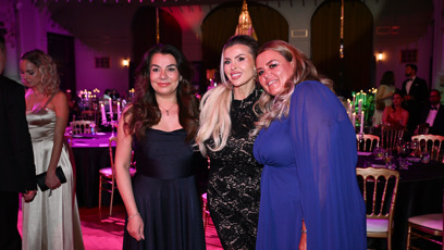 FOTO: Lela Ceterová to na plese rozjela.