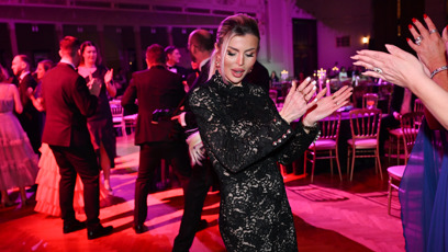 FOTO: Lela Ceterová to na plese rozjela.