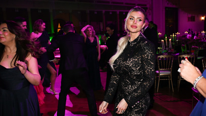 FOTO: Lela Ceterová to na plese rozjela.