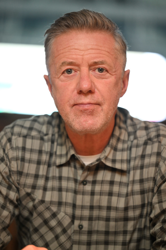 FOTO: Jiří Langmajer neumí bruslit. – stránka 13