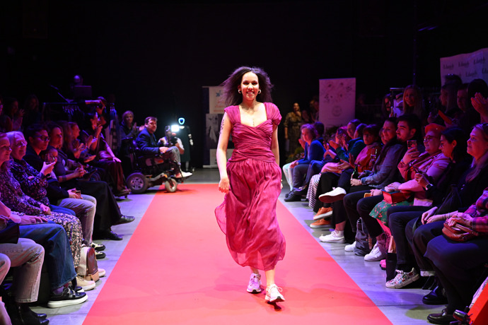 FOTO: Krásná Michaela Tomešová. – stránka 6