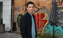 Daniel Krejčík se objevuje na akcích sám. 