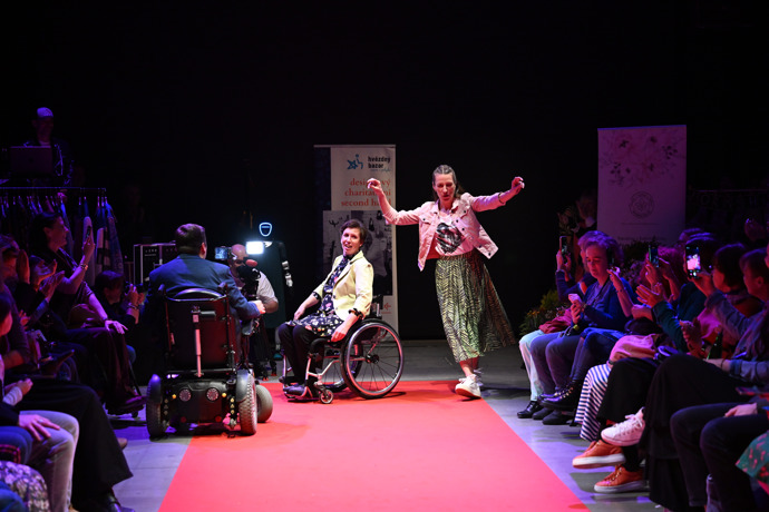 FOTO: Anna Polívková to rozjela. – stránka 19