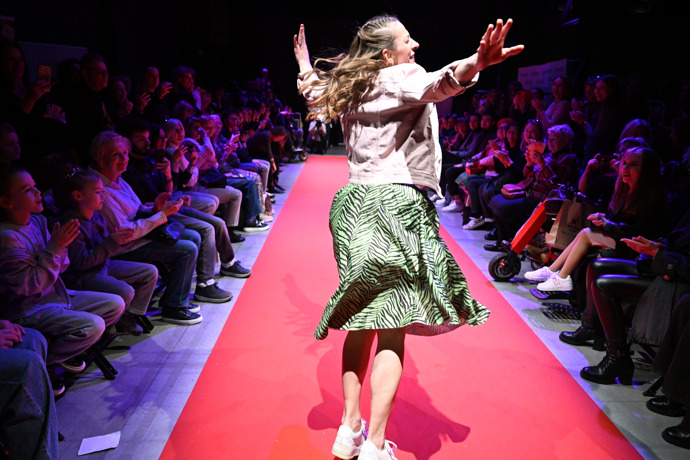 FOTO: Anna Polívková předvedla pořádnou show. – stránka 9