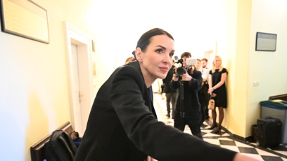 FOTO: Nikol Enevová u soudu.