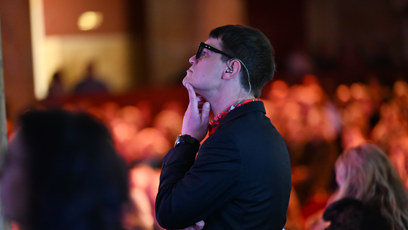 FOTO: David Kraus se před svým vystoupením velmi soustředil.