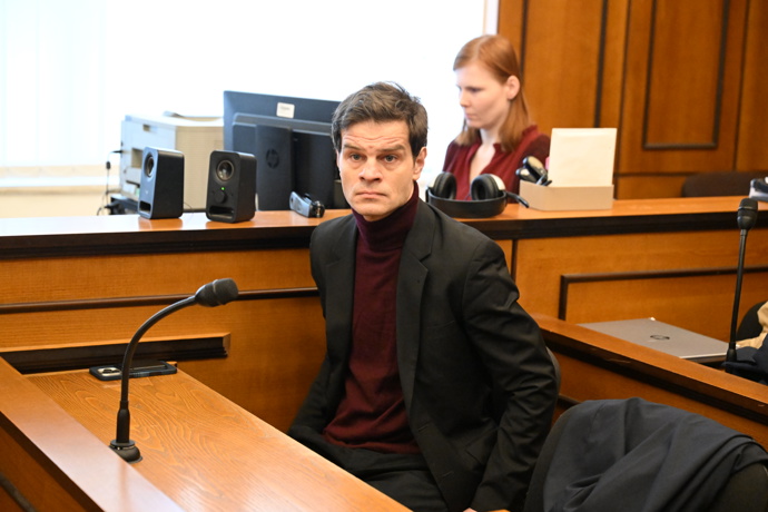 FOTO: Adam Kraus je obžalovaný z trestného činu znásilnění. – stránka 12