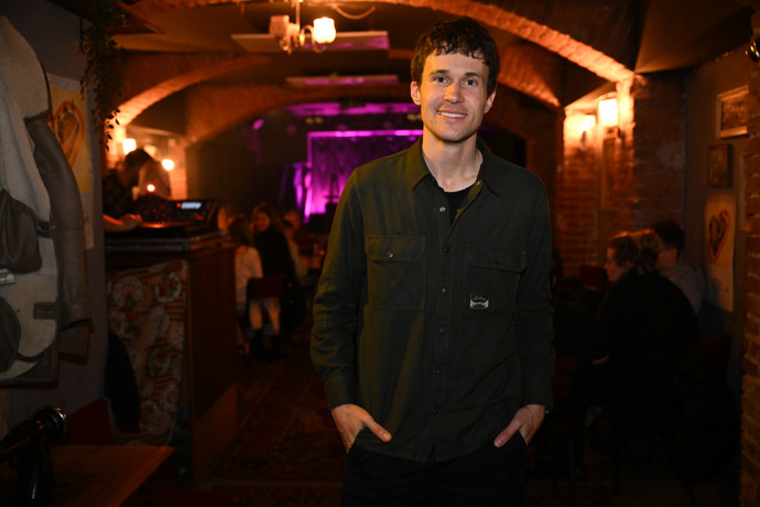 FOTO: Albert Černý měl dobrou náladu. – stránka 6