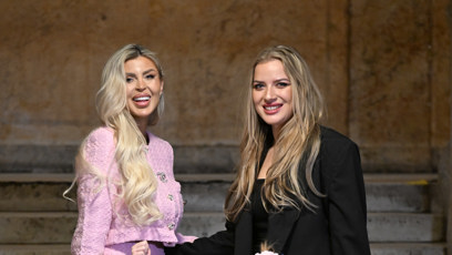 FOTO: Lela Ceterová dorazila v dobré náladě se svou dcerou Lili a nejlepší kamarádkou.