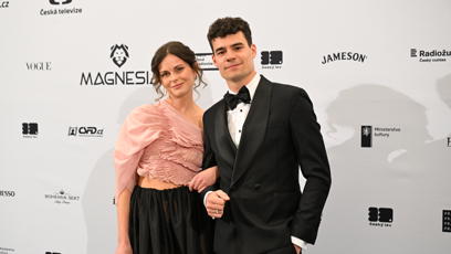 FOTO: Filip Březina s půvabnou partnerkou.