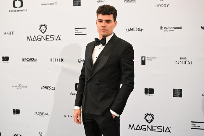 FOTO: Filip Březina s půvabnou partnerkou.