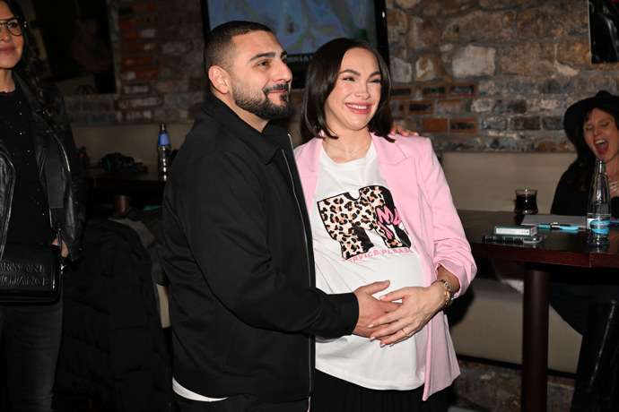 FOTO: Kamila Nývltová s manželem brzy přivítají na svět dvojčátka. – stránka 6