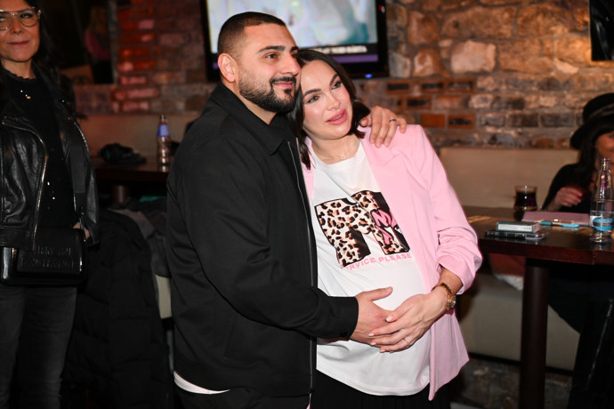 FOTO: Kamila Nývltová s manželem Eddie Ramadanem. – stránka 5