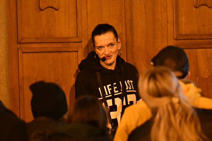 FOTO: Narkomanka Katka vyprávěla lidem svůj život. – stránka 15