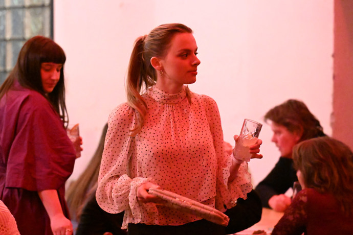 FOTO: Štěpánka Fingerhutová na afterparty. – stránka 31