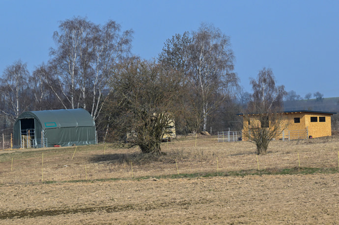 FOTO: Farma Vojtky Kotka se už pořádně rozrostla. – stránka 27