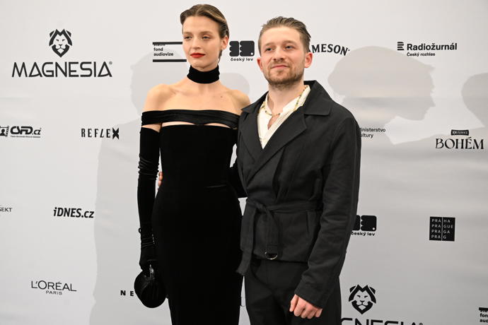FOTO: Simona Lewandowská a Filip Červenka  na udílení cen Český lev.