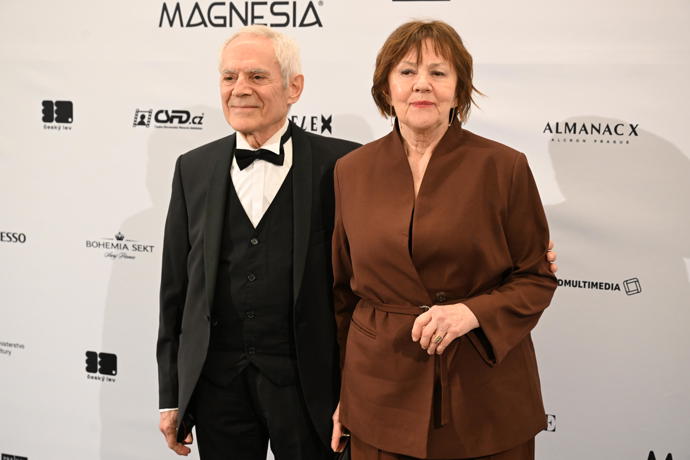 FOTO: Lence Termerové to velmi slušelo. – stránka 2