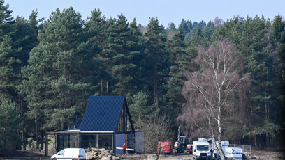 FOTO: Práce na domečku jsou v plném proudu.