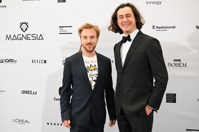 FOTO: Mikuláš Minář překvapil svou účastí na udílení cen Český lev. – stránka 3