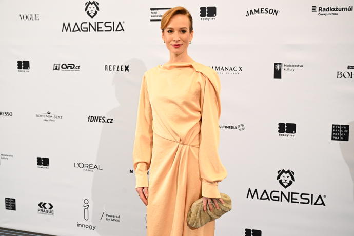 FOTO: Jako vždy oslnivá Táňa Pauhofová. – stránka 2
