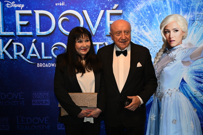 FOTO: Felix Slováček a Dáda Patrasová. – stránka 2