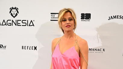 FOTO: Emma Smetana a její outfit, který vynesla na udílení cen Český lev.