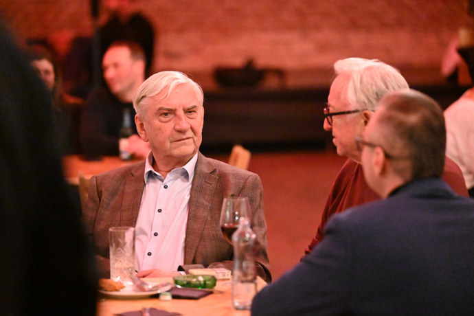 FOTO: Jiří Lábus a Miroslav Donutil. – stránka 5