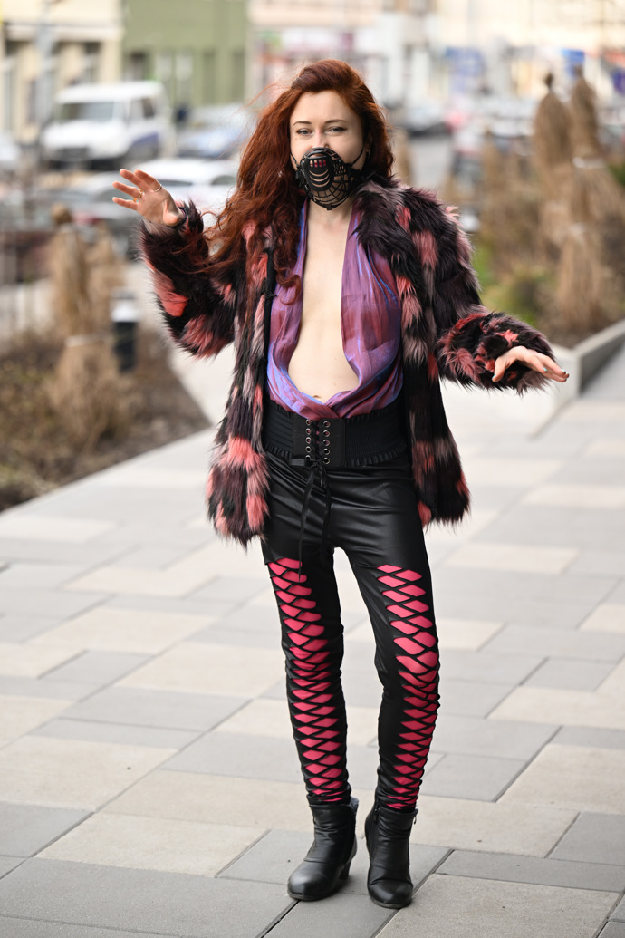 FOTO: Eva Toulová si hrála na zvíře. – stránka 12