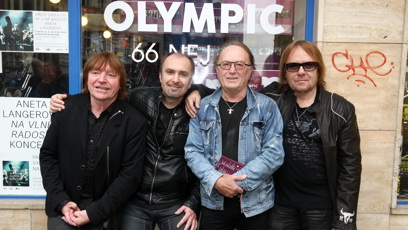 FOTO: Jiří Valenta s dalšími členy skupiny Olympic.