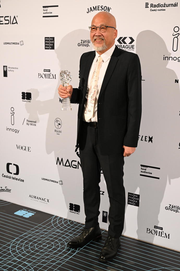 FOTO: Dũng Nguyễn získal Českého lva za nejlepší výkon ve vedlejší roli (Letní škola, 2001). – stránka 130