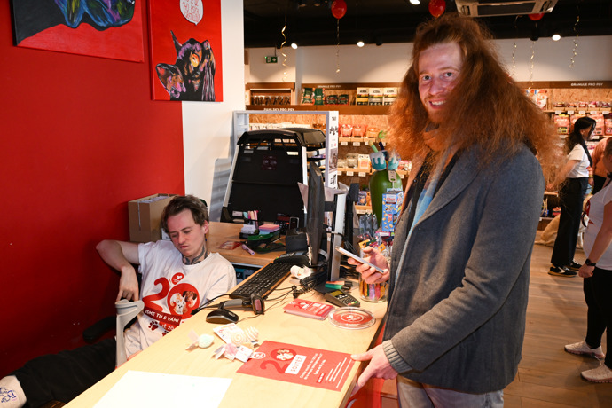 FOTO: Na akci dorazil i bývalý účastník Survivoru Radek Polomík. – stránka 7