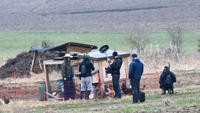 FOTO: Natáčení nových dílů pořadu Farma Vojty Kotka je v plné proudu.