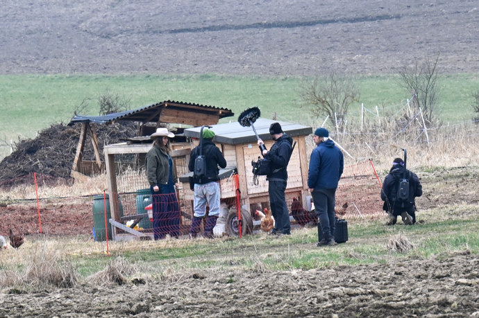 FOTO: Natáčení nových dílů pořadu Farma Vojty Kotka je v plné proudu. – stránka 2