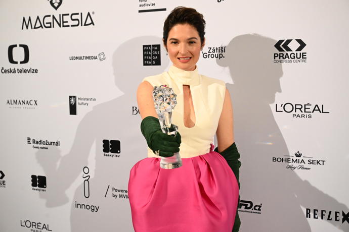 FOTO: Kristýna Ryška se stala nejlepší herečkou ve vedlejší roli v seriálovém díle. – stránka 129