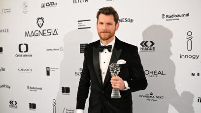 FOTO: David Švehlík získal Českého lva za výkon v hlavní roli v seriálovém díle (Studna).