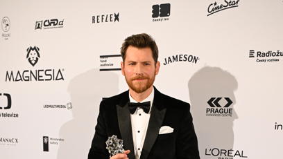 FOTO: David Švehlík získal Českého lva za výkon v hlavní roli v seriálovém díle (Studna).