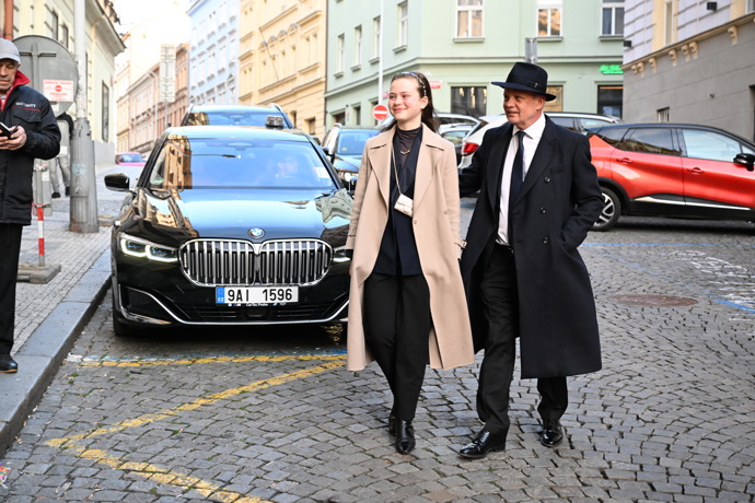 FOTO: Hvězdní hosté. – stránka 34