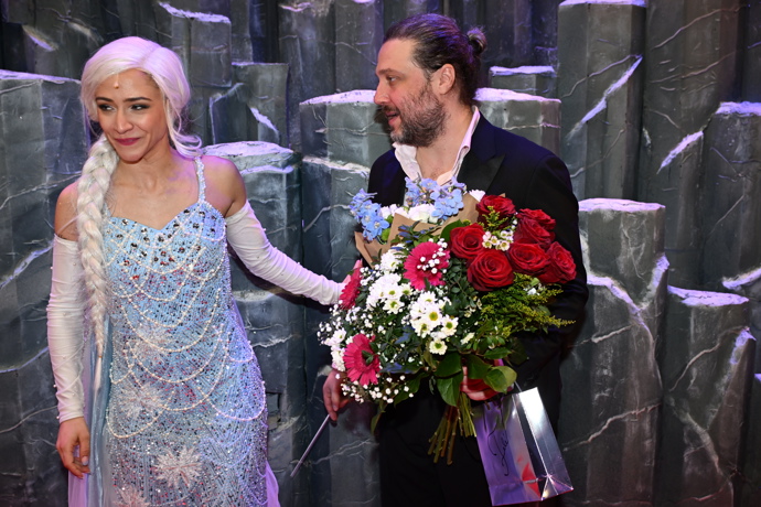 FOTO: Eva Burešová a Felix Slováček mladší. – stránka 6