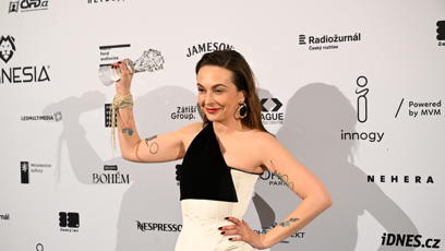 FOTO: Producentka Dagmar Sedláčková se soškou Českého lva za nejlepší celovečerní film (Karavan).