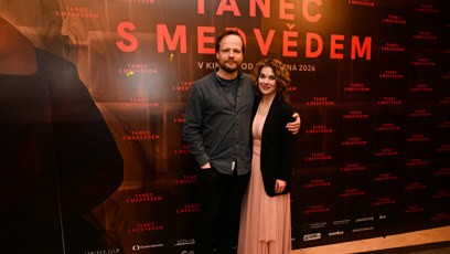 FOTO: Hlavní herci filmu Tanec s medvědem Kryštof Hádek a Pavla Gajdošíková.