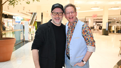 FOTO: Nechyběl ani moderátor Aleš Cibulka s manželem Michalem Jagelkou.