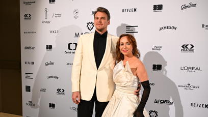 FOTO: Vojta Dyk s manželkou na Českých lvech. Moc jim to slušelo.