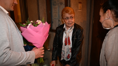 FOTO: Manželka Zdeňka Svěráka byla o berlích.