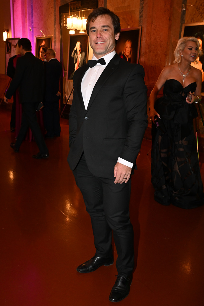 FOTO: Vavřinec Hradilek na Plese potravinové banky. – stránka 2