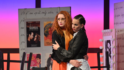 FOTO: Denisa Nesvadčilová a Michaela Tomešová.