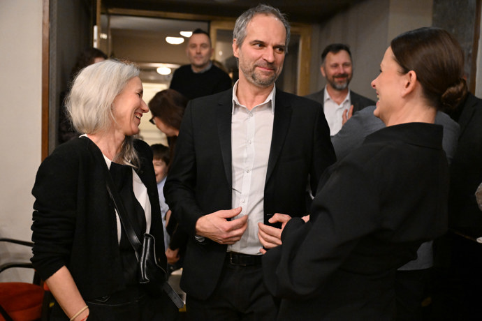 FOTO: Petr Vršek dorazila na premiéru filmu Tanec s medvědem. – stránka 2