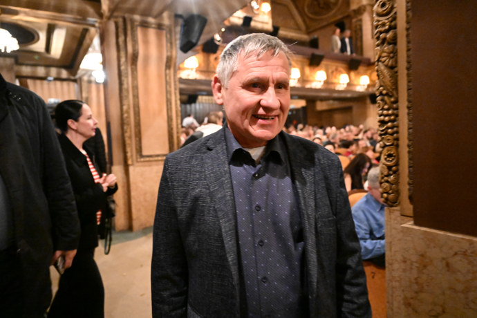 FOTO: Jiří Čunek dorazil na slavnostní premiéru Tanec s medvědem. – stránka 2