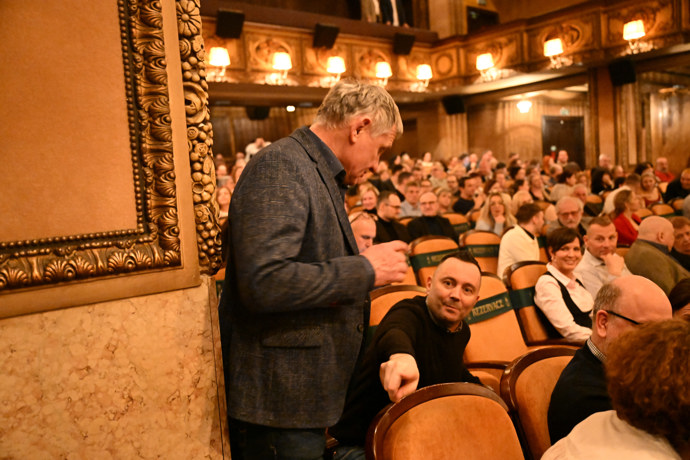 FOTO: Český politik Jiří Čunek si zašel do kina. – stránka 1