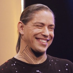 V další epizodě odvážné seznamovací show Naked Attraction CZ &SK se 
představí pansexuál Petr.